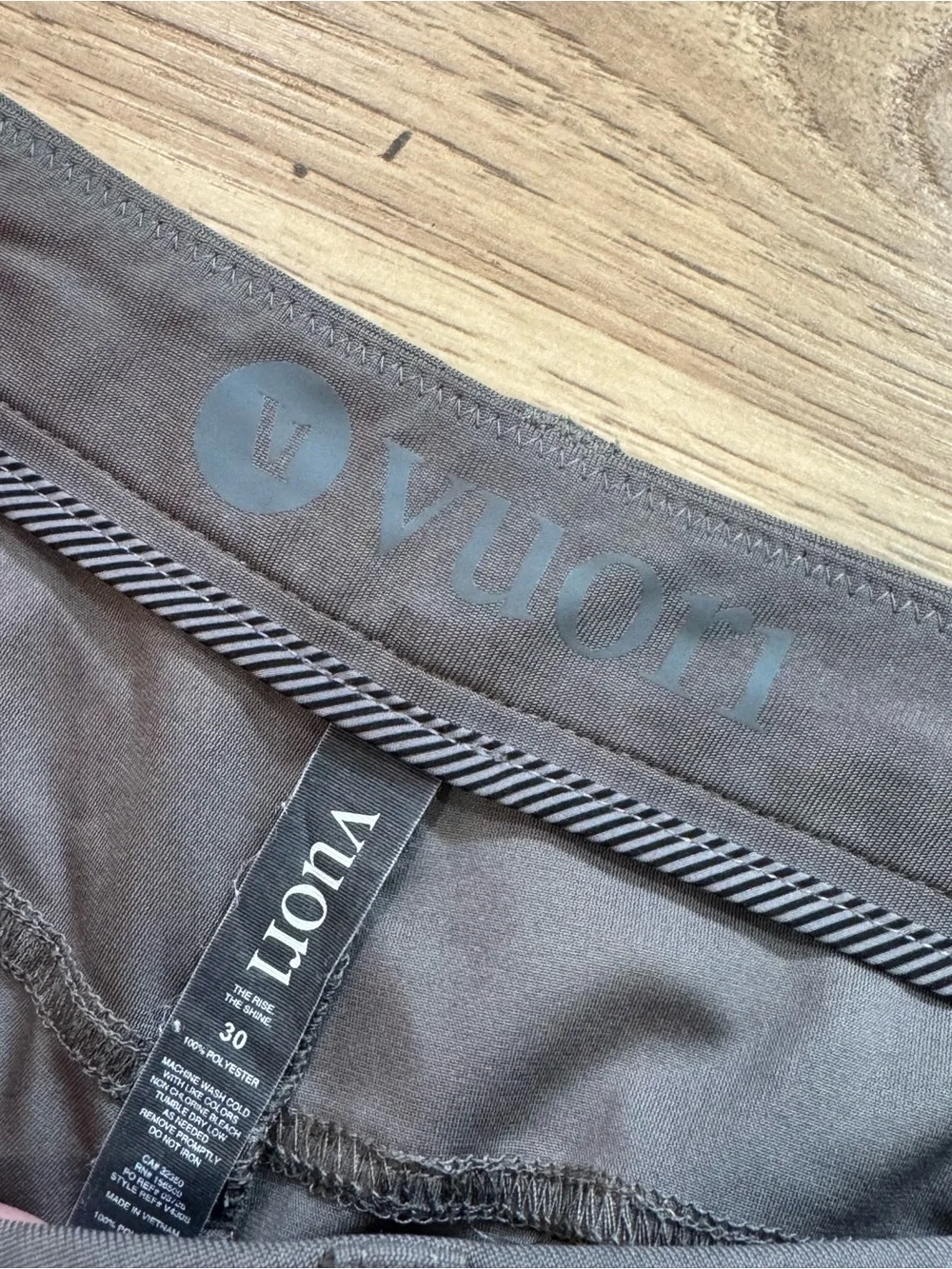 Vuori Men's Slim Chino Pants in Dark Gray